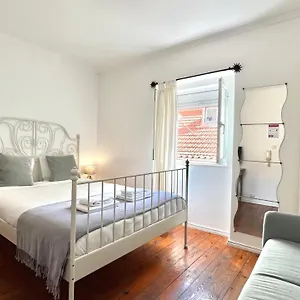 Amalia 2 Apartment Lisbon